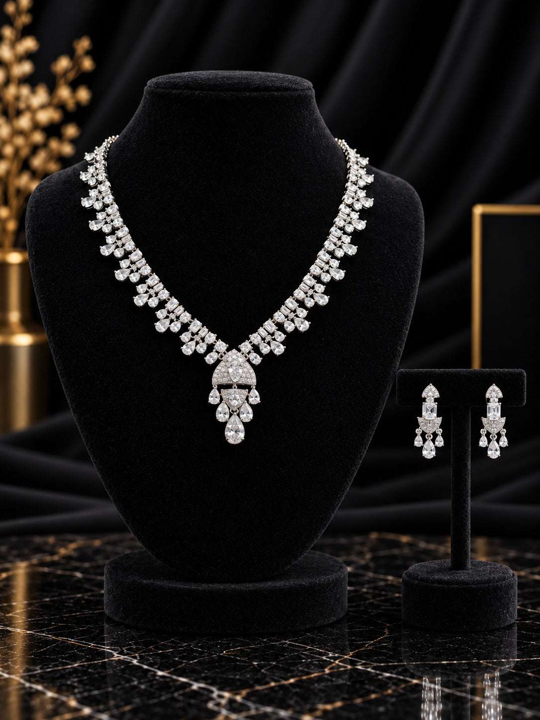White Floral Cluster Pendant Jewelry Set (SN64)