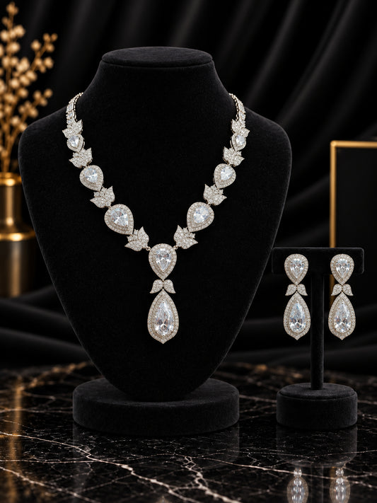 White Teardrop Halo Crystal Jewelry Set (SN74)